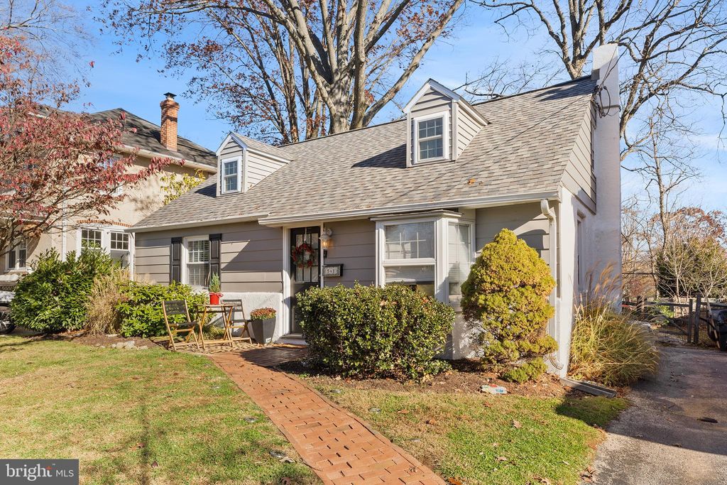 Photo of 541 Woodside Avenue, BERWYN, PA 19312 (MLS # PACT2114042)