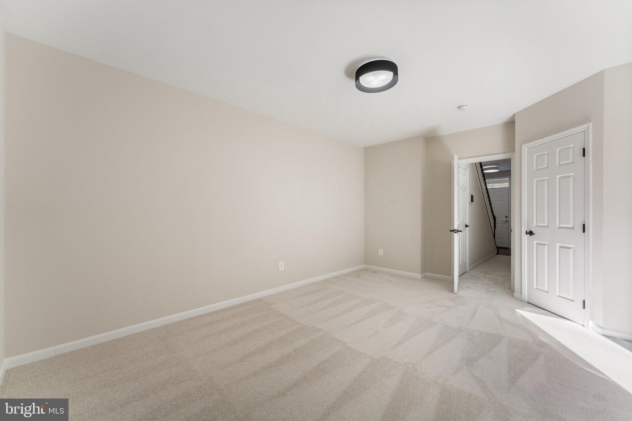 RIVER OAKS-BROOKFIELD CO - Residential