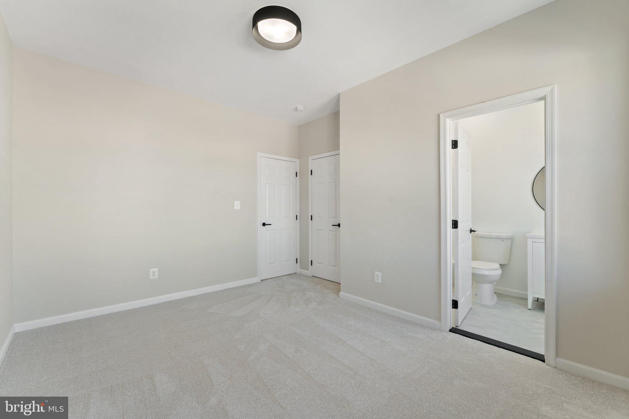 RIVER OAKS-BROOKFIELD CO - Residential