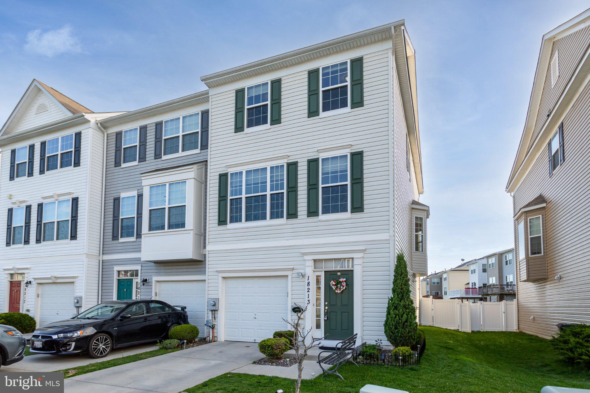 18213 HURRICANE COURT