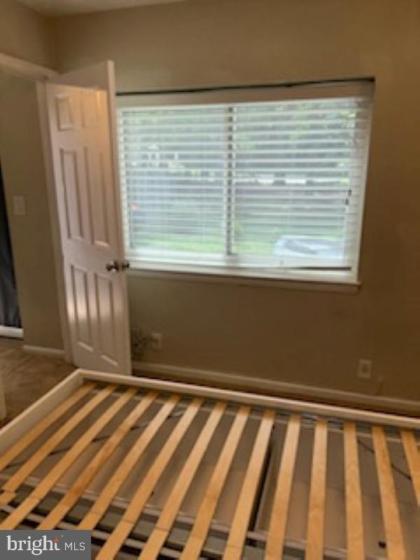 GLEN ORA - PLAT 9 - Residential Lease