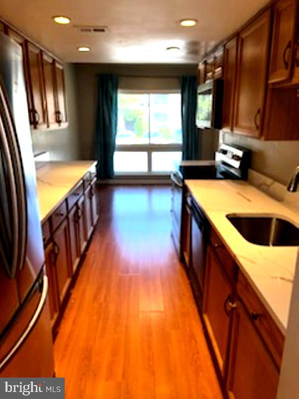 GLEN ORA - PLAT 9 - Residential Lease