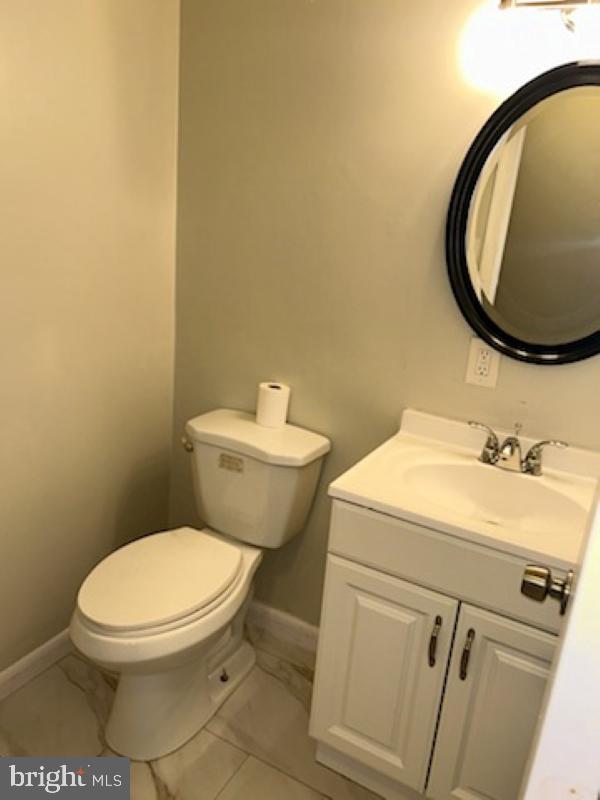 GLEN ORA - PLAT 9 - Residential Lease