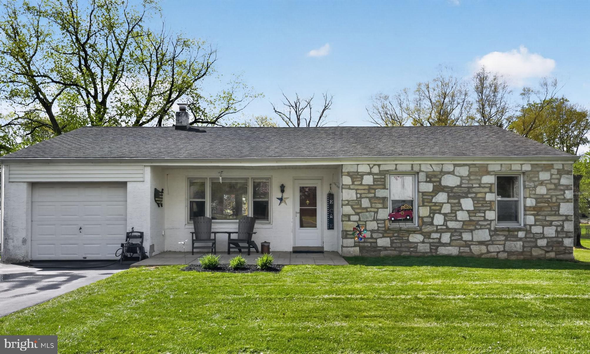 576 CHURCHVILLE LANE