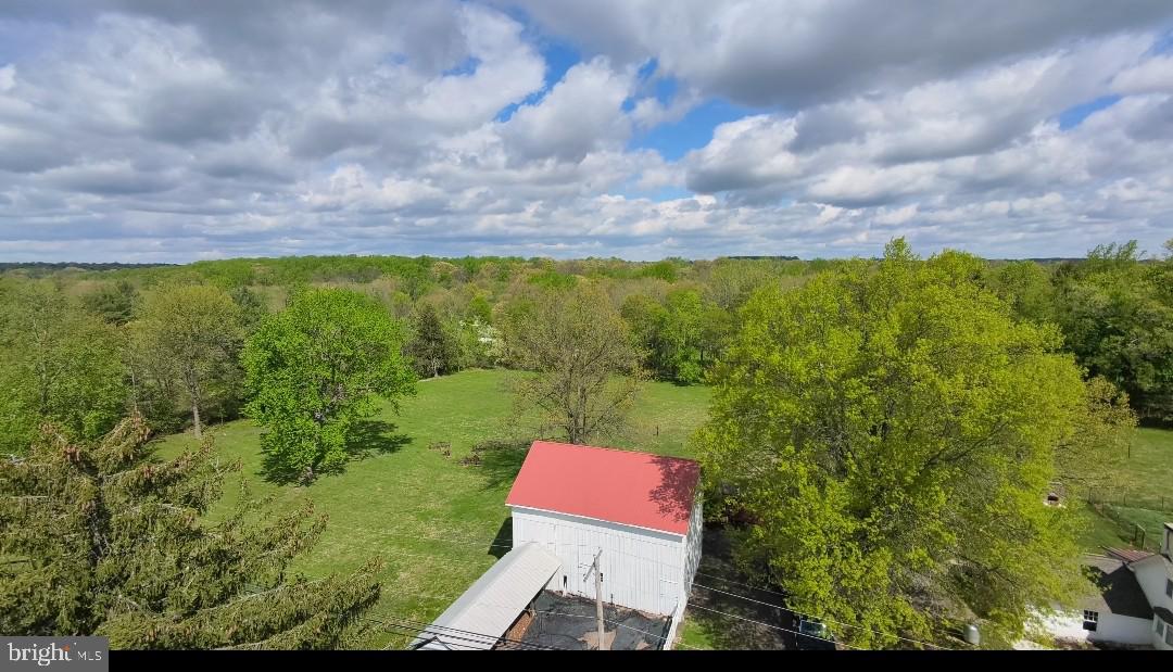 CHURCHVILLE MANOR - Residential