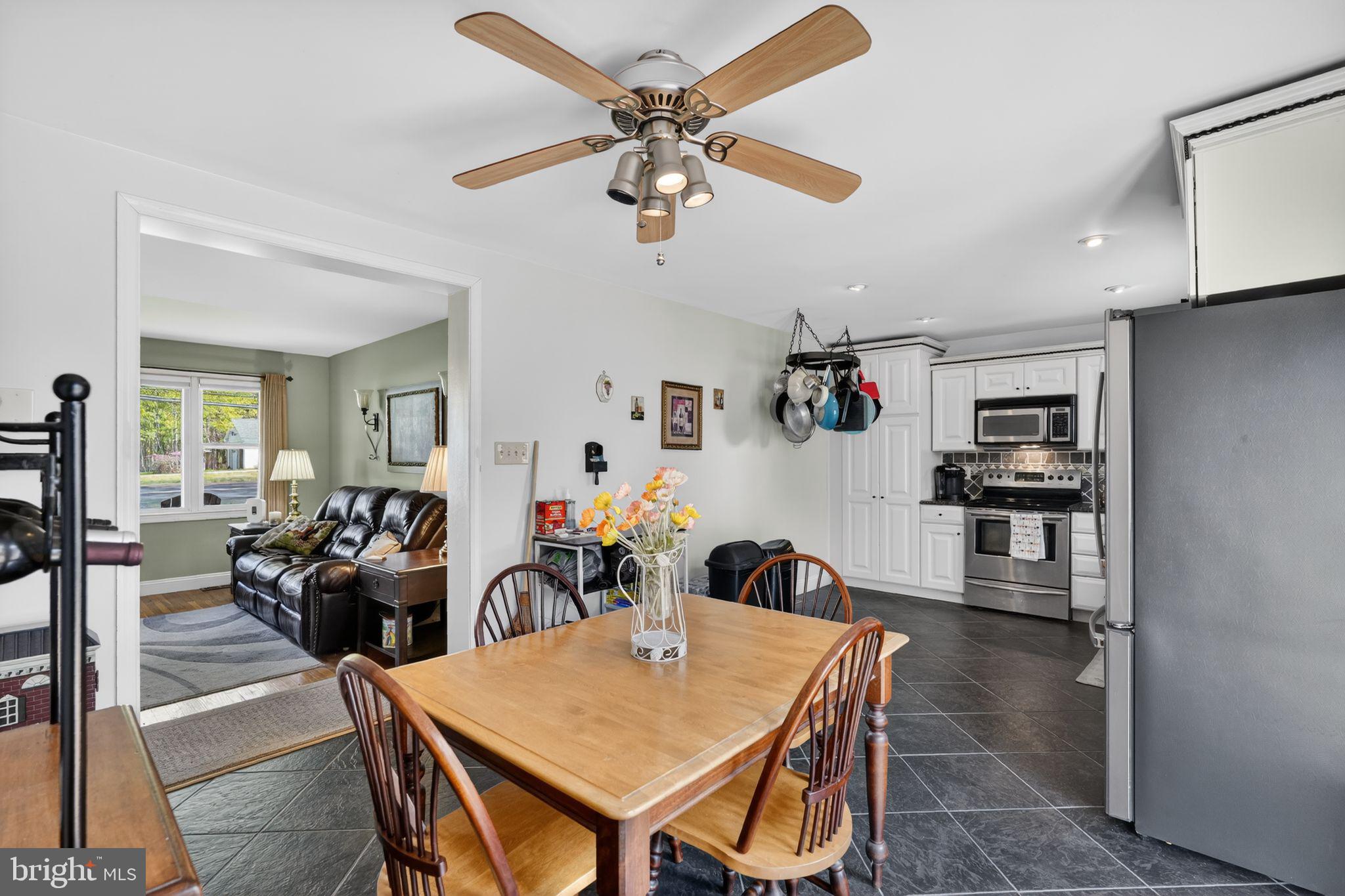 CHURCHVILLE MANOR - Residential