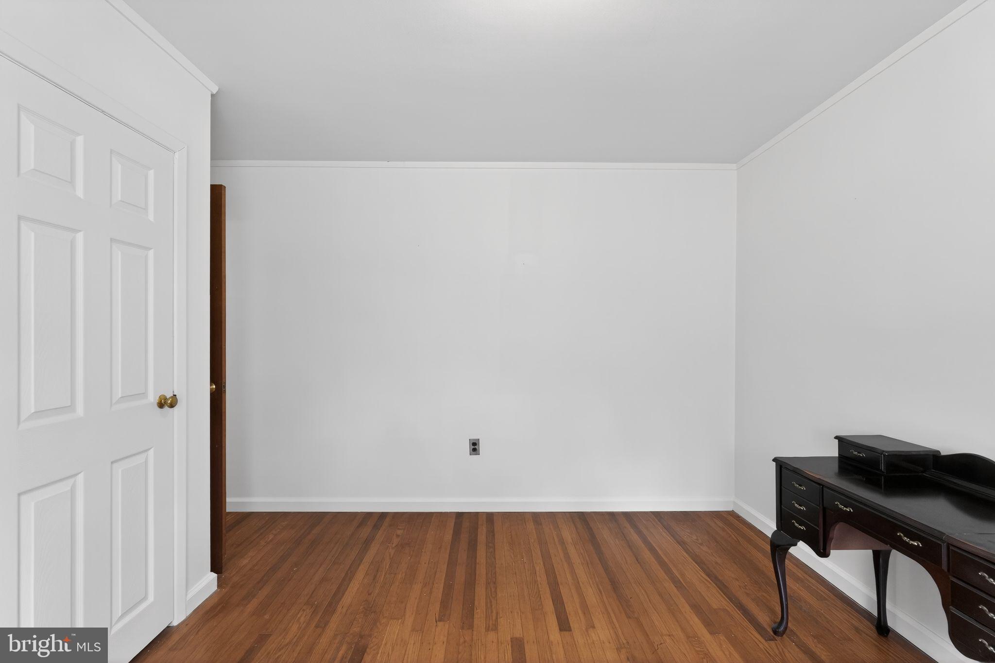 CHURCHVILLE MANOR - Residential