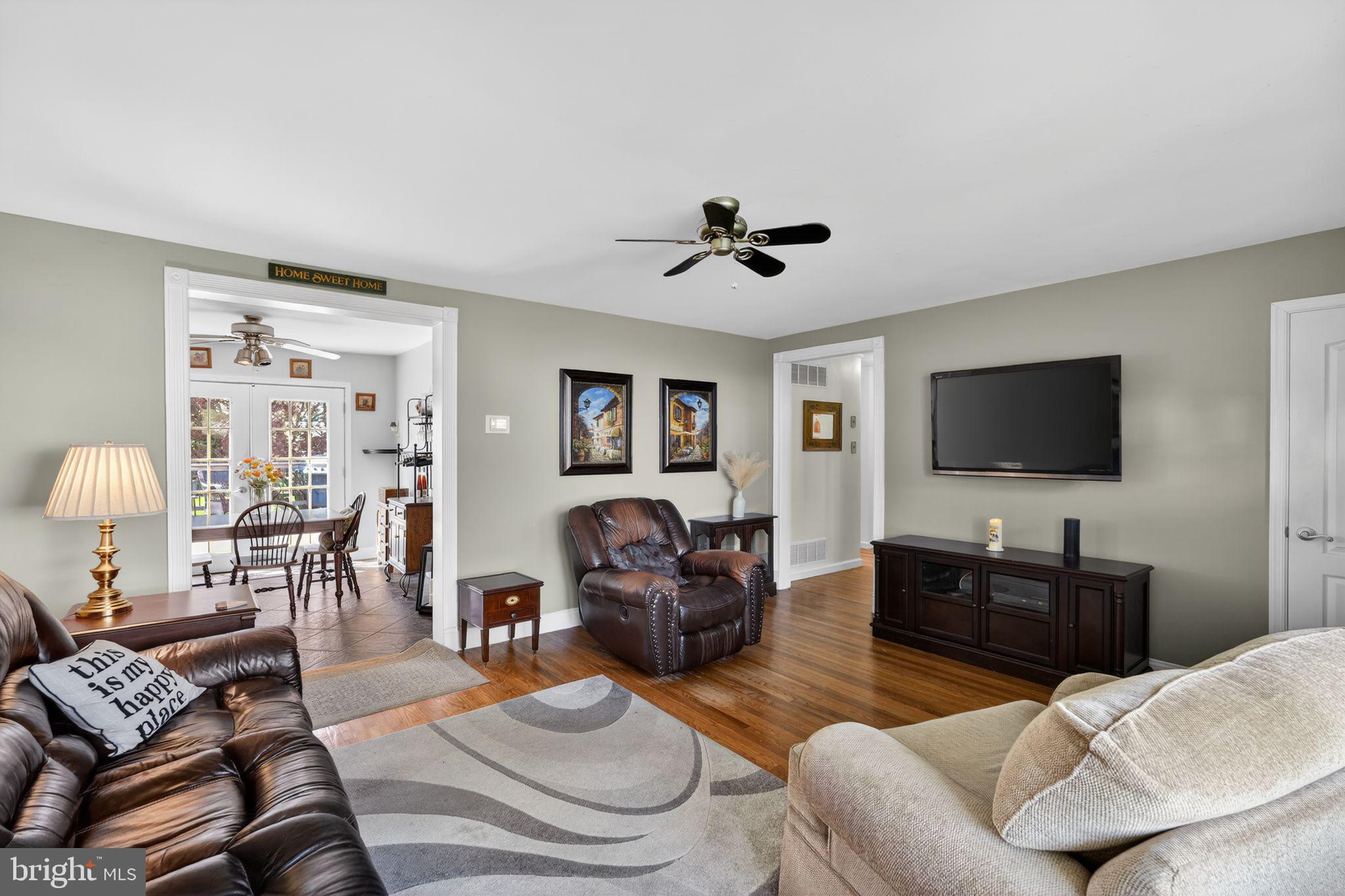 CHURCHVILLE MANOR - Residential