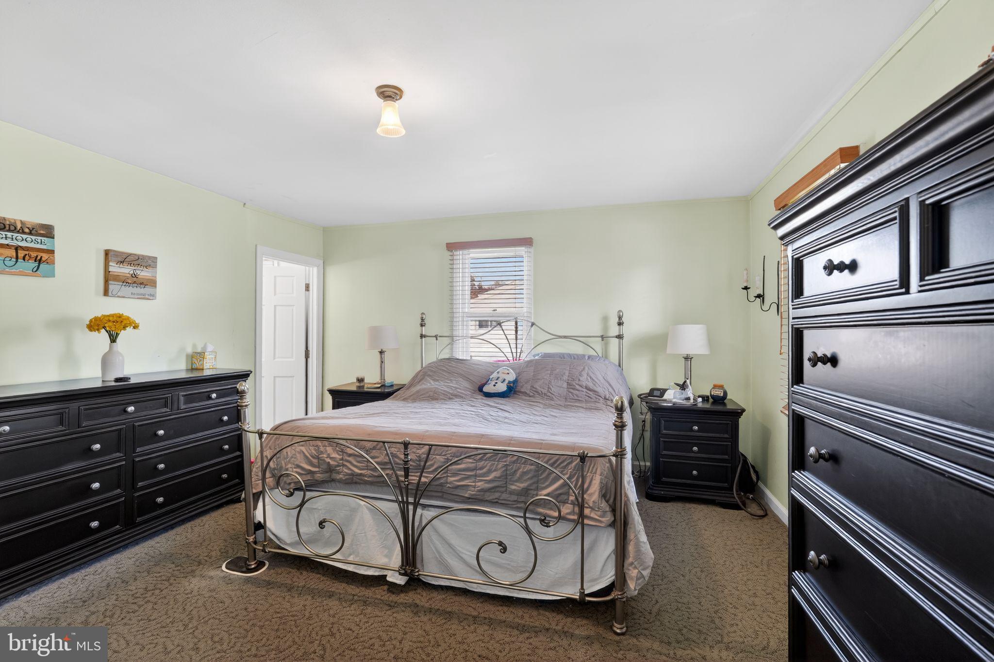 CHURCHVILLE MANOR - Residential