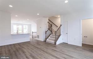 LOFTS AT CREEKSIDE - Residential Lease
