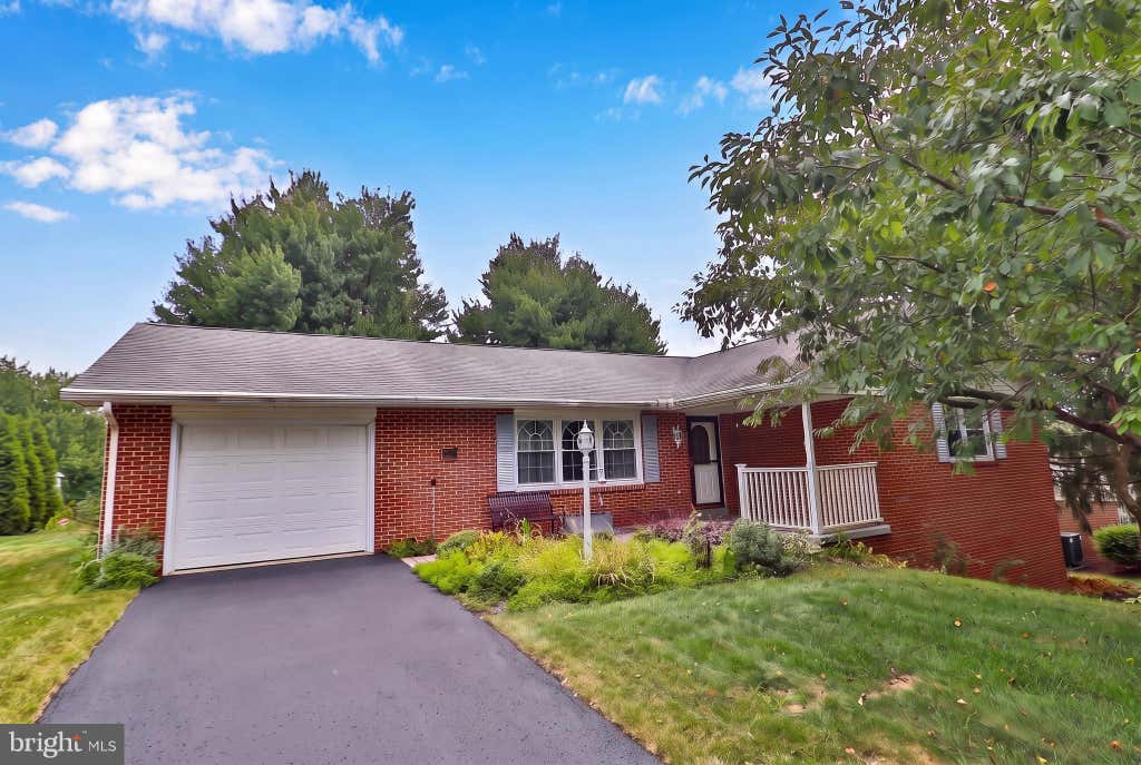 Photo of 51 Miller Drive, MANHEIM, PA 17545 (MLS # PALA2092268)