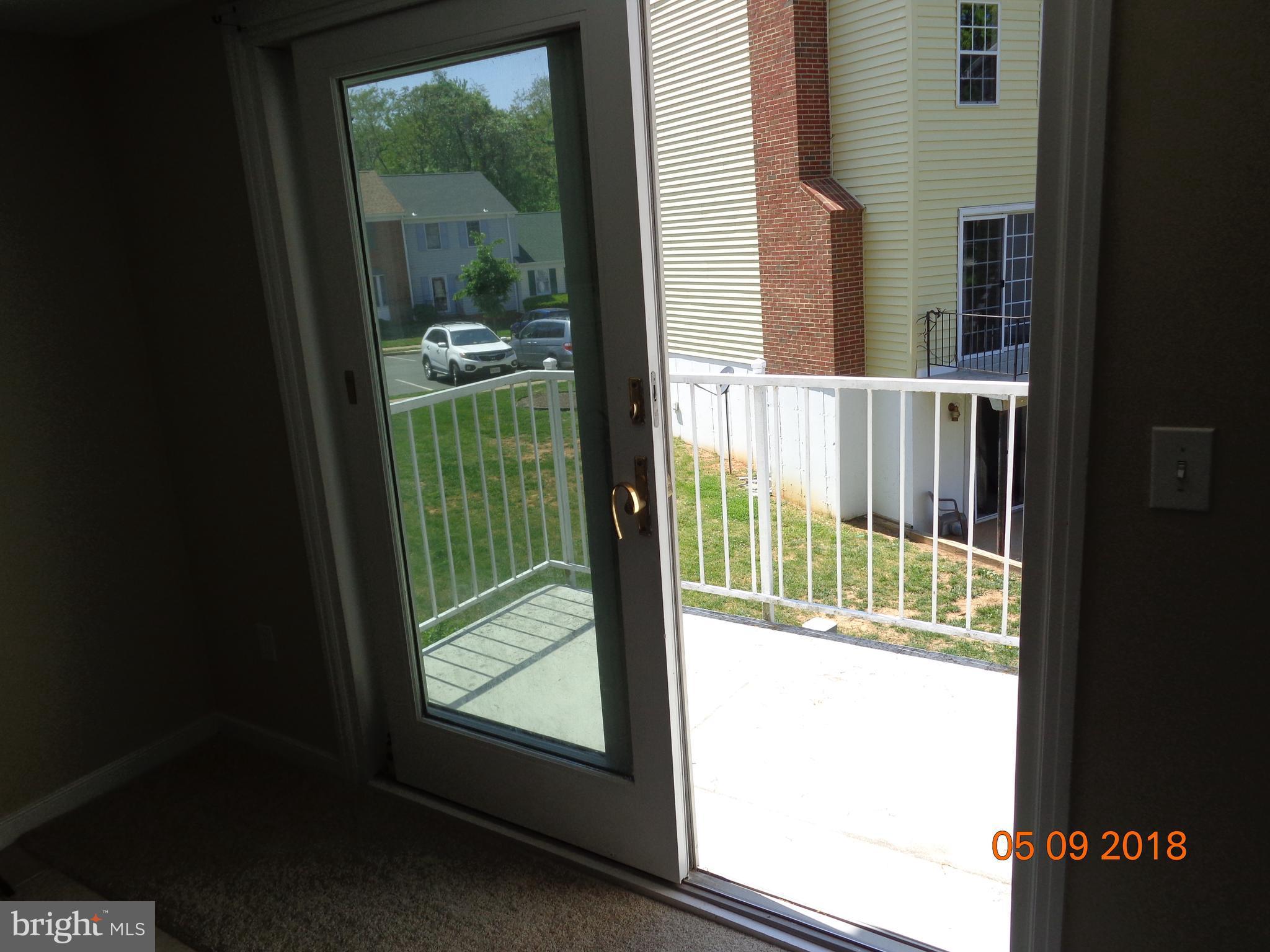 LEEDS SQUARE - Residential Lease