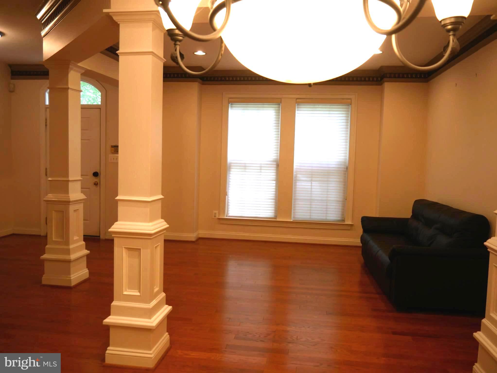 KING FARM WATKINS POND - Residential Lease