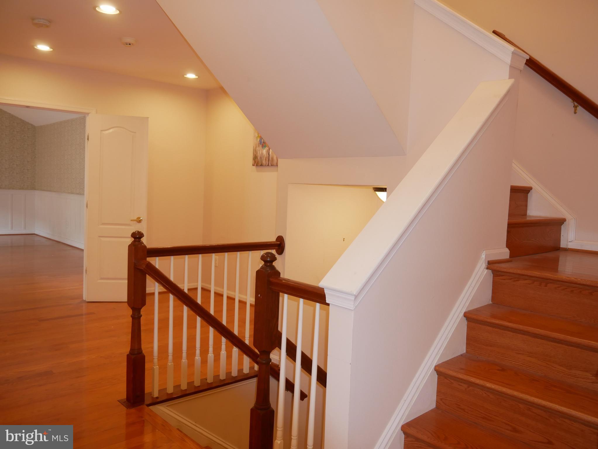 KING FARM WATKINS POND - Residential Lease