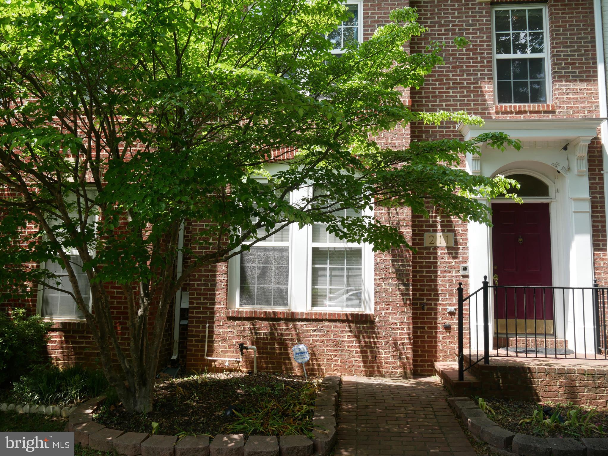 KING FARM WATKINS POND - Residential Lease