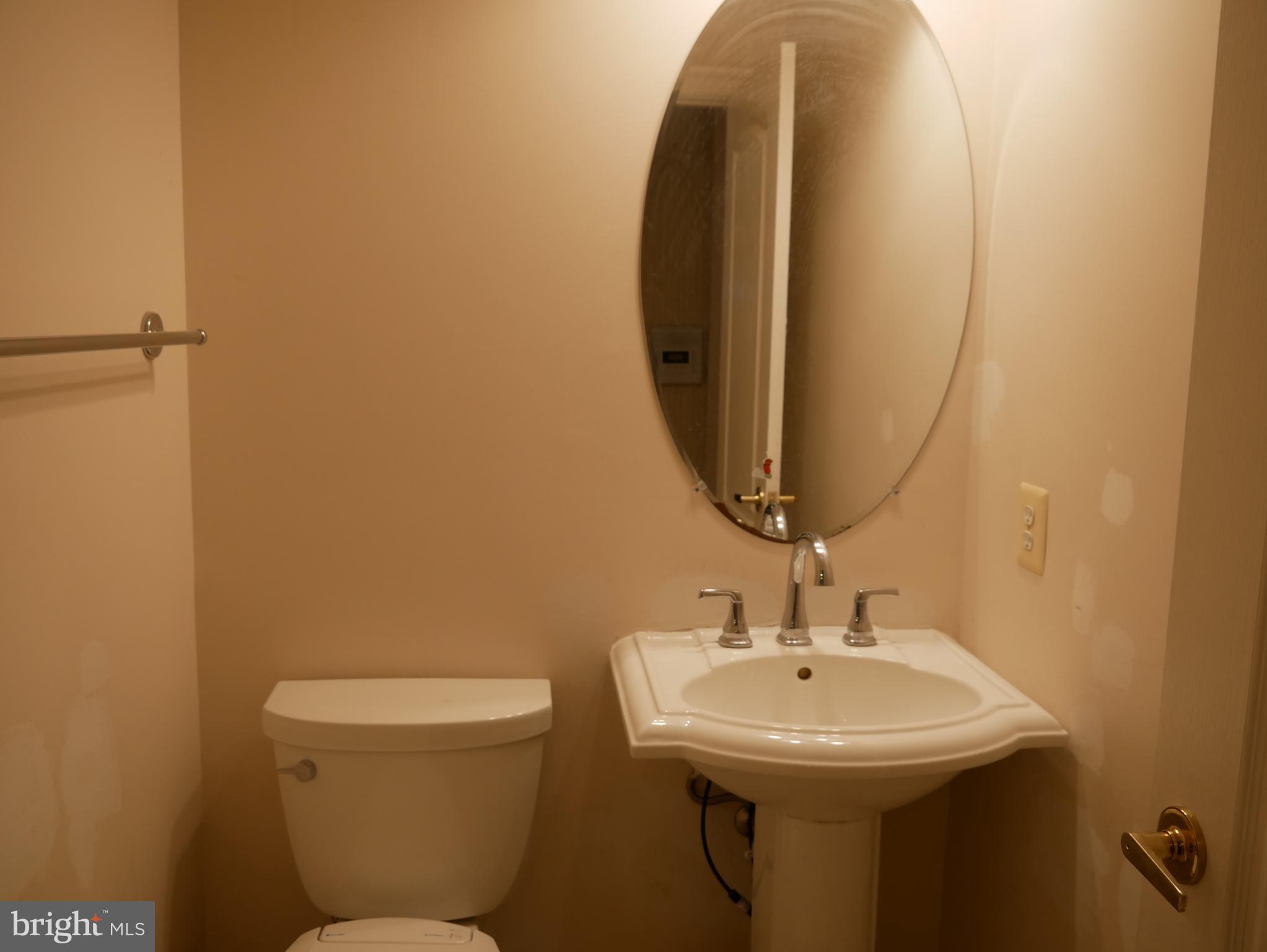 KING FARM WATKINS POND - Residential Lease