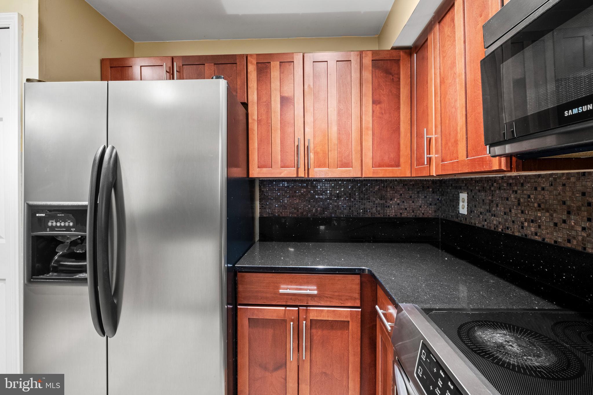 RIVERCHASE CONDOS - Residential