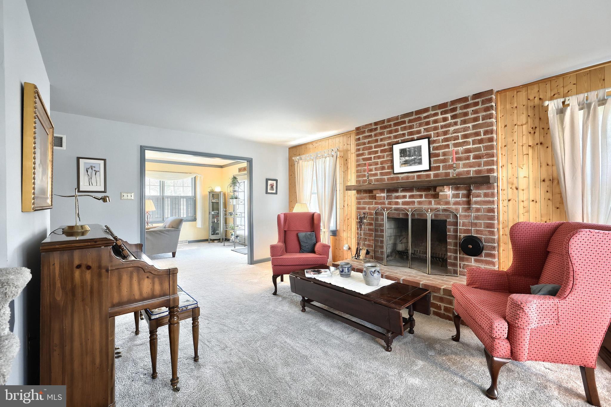 QUAIL HEIGHTS - Residential