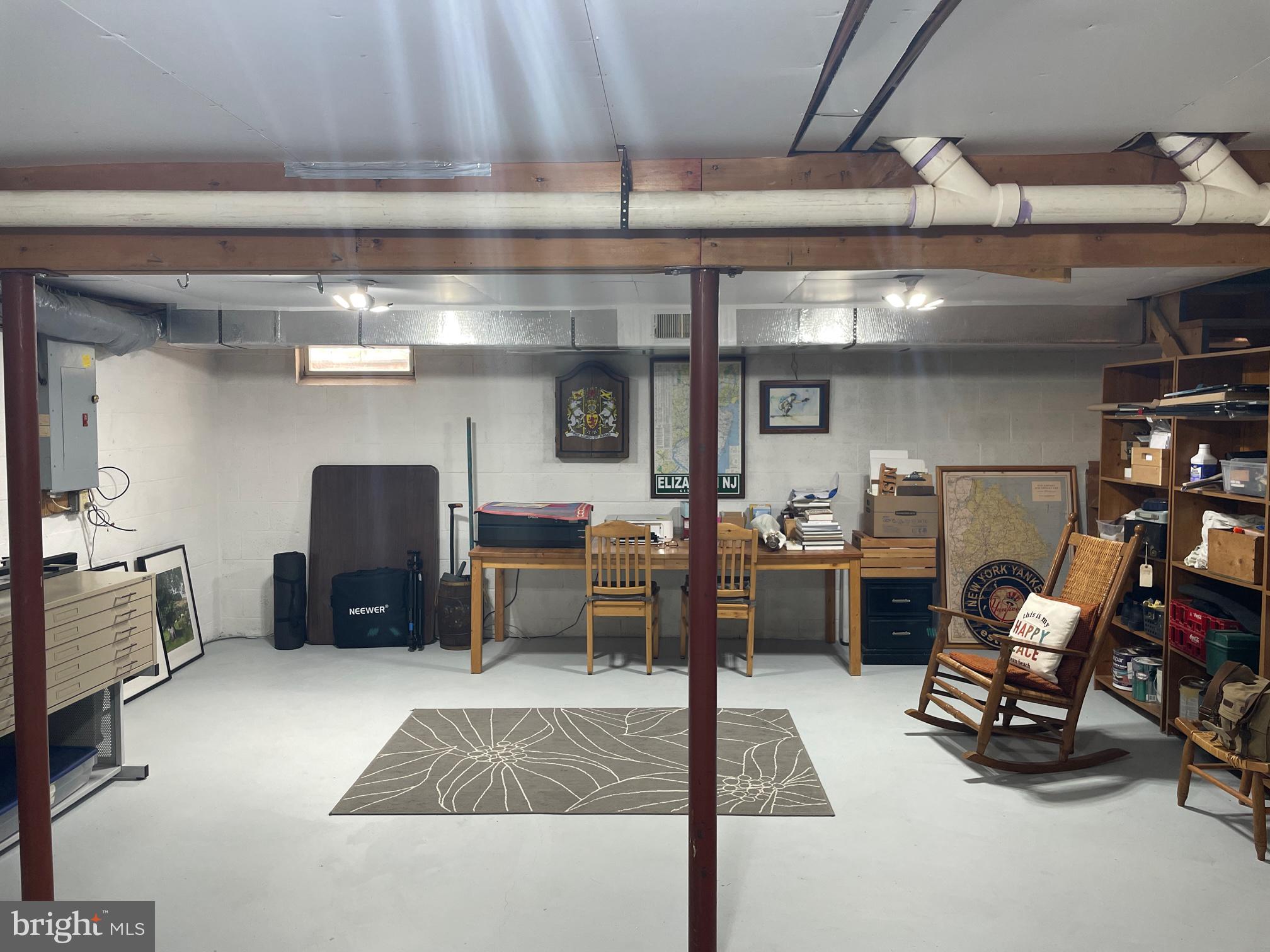 QUAIL HEIGHTS - Residential