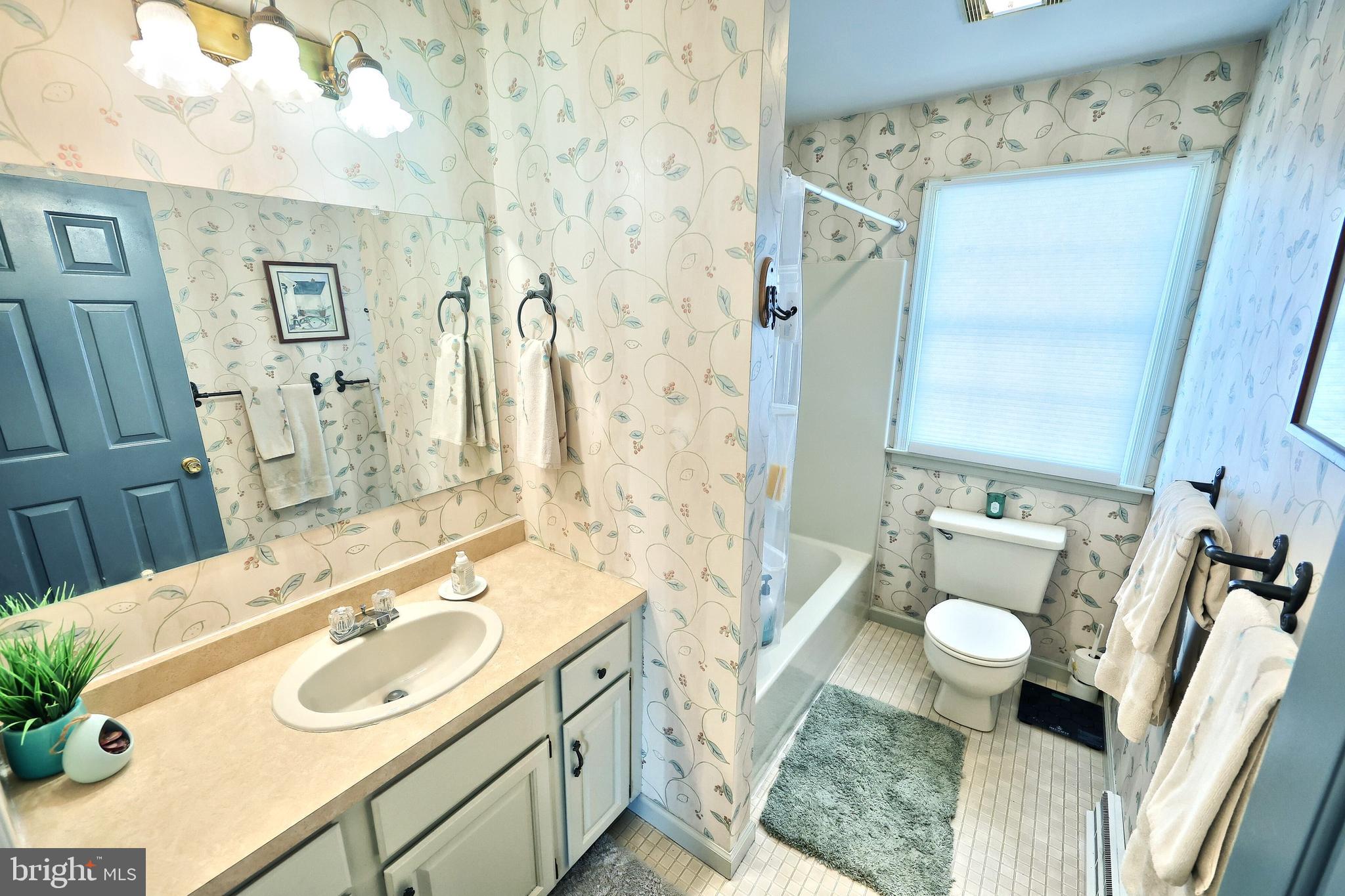 QUAIL HEIGHTS - Residential