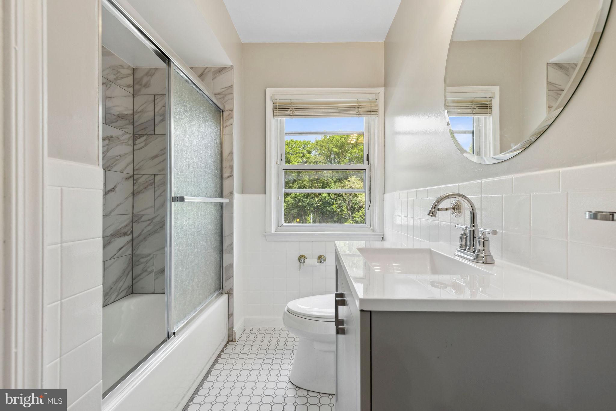 NORTHWOOD - Residential