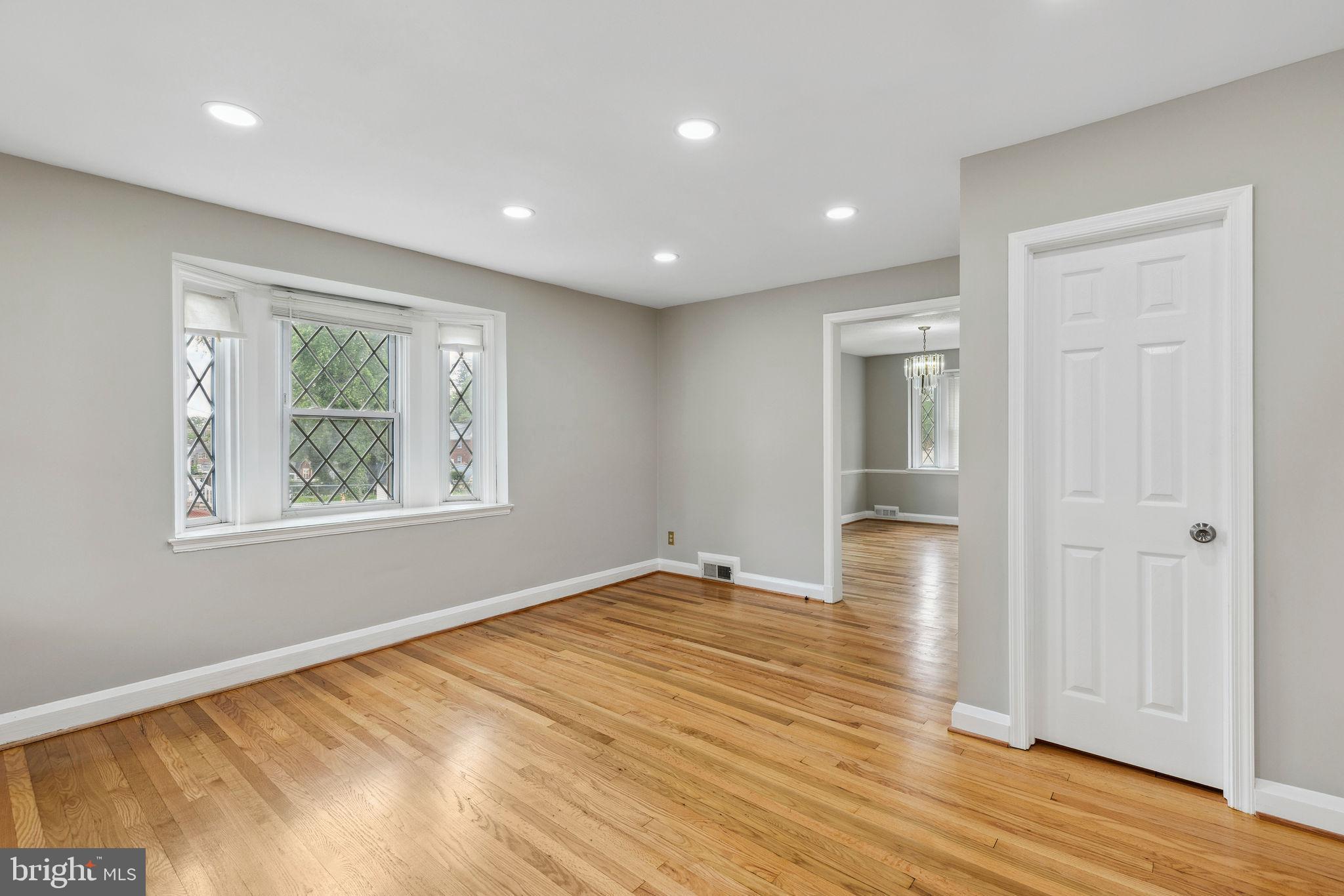 NORTHWOOD - Residential