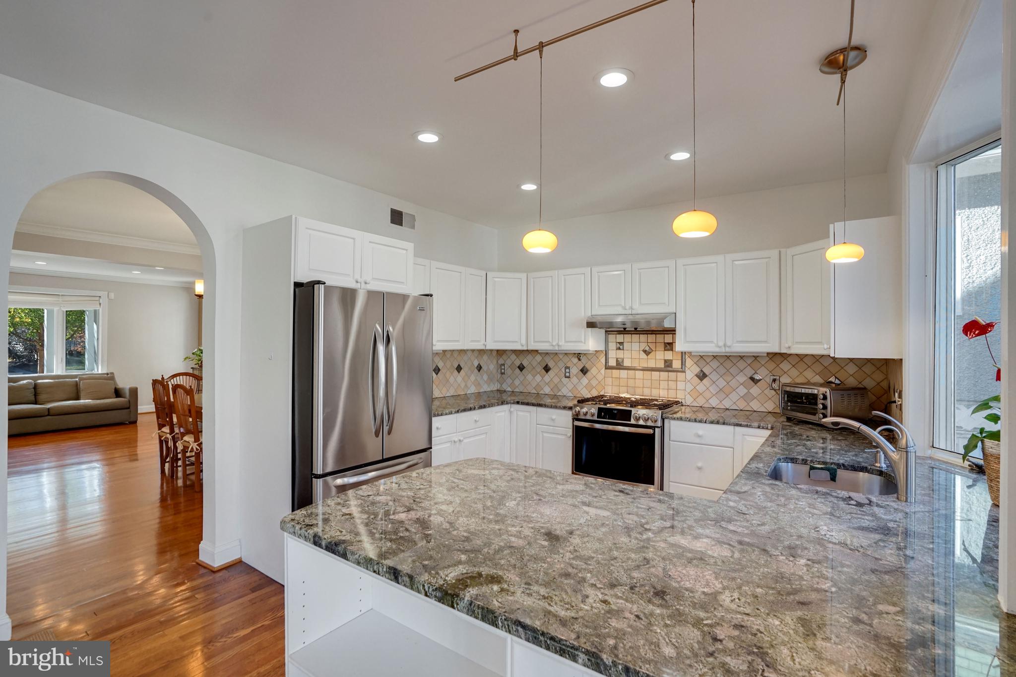 CHEVY CHASE - Residential Lease