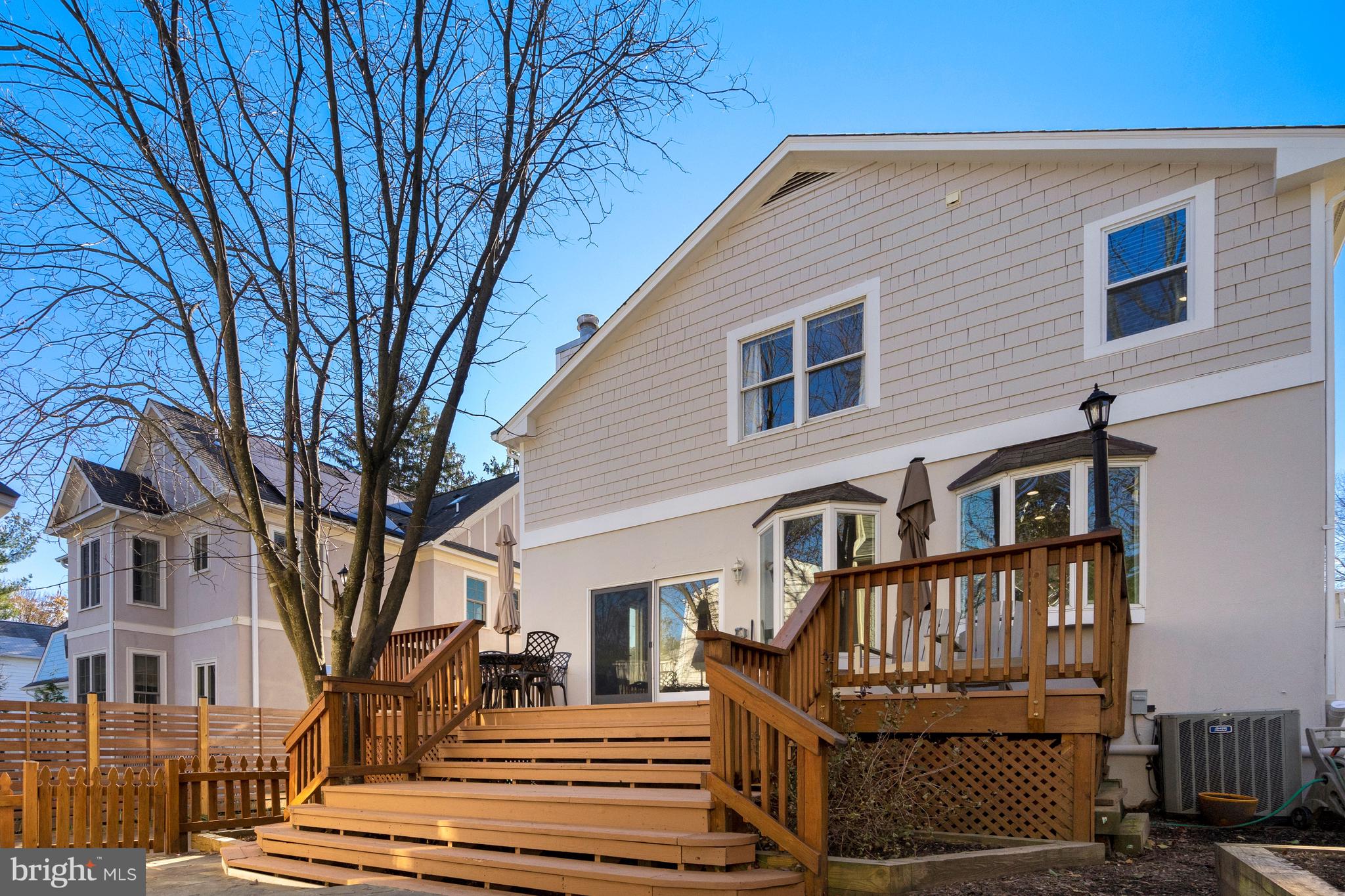 CHEVY CHASE - Residential Lease