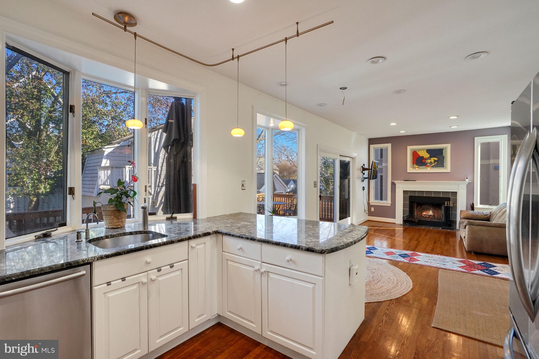 CHEVY CHASE - Residential Lease