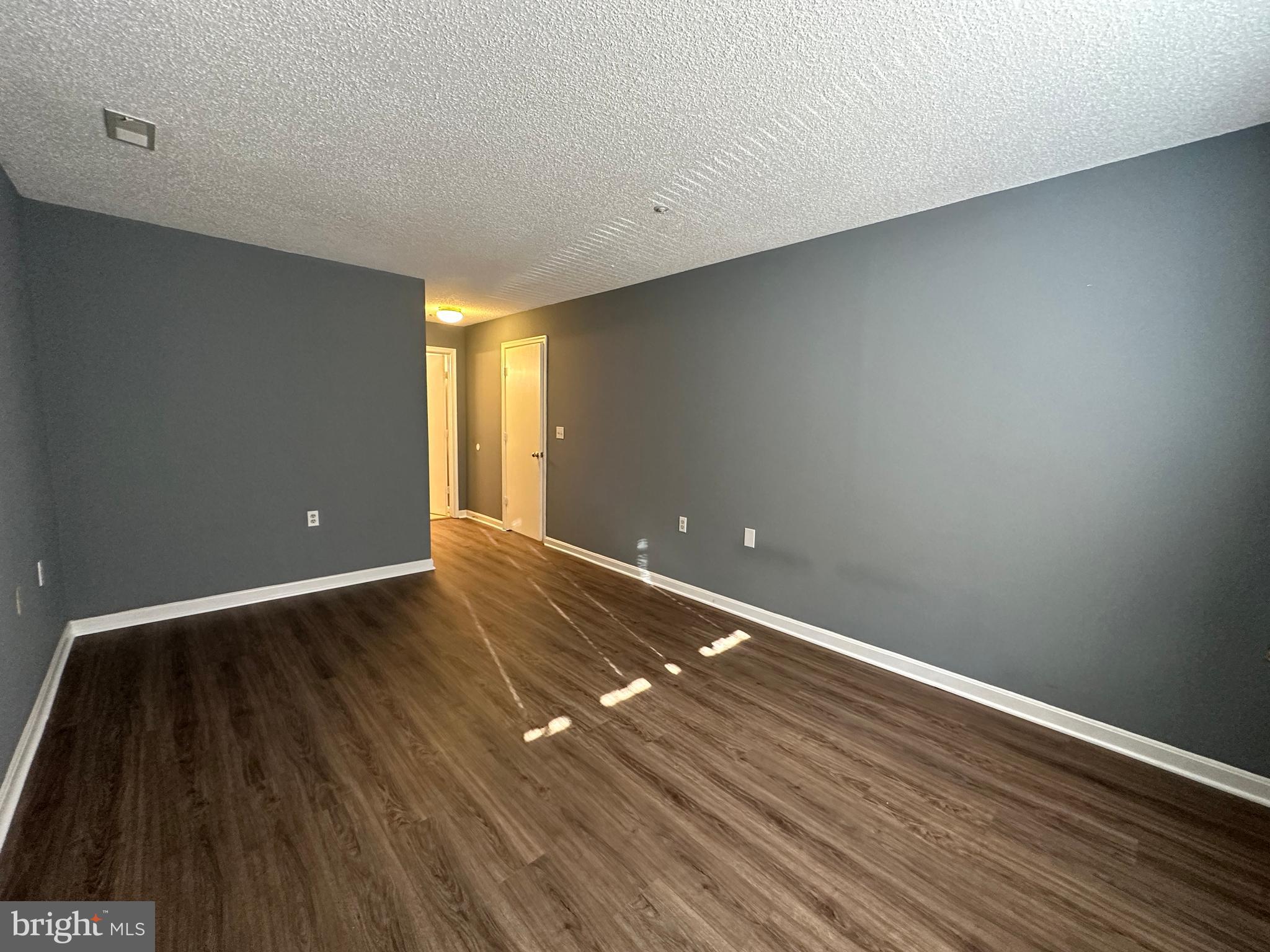 CHURCHILL VIEW - Residential Lease