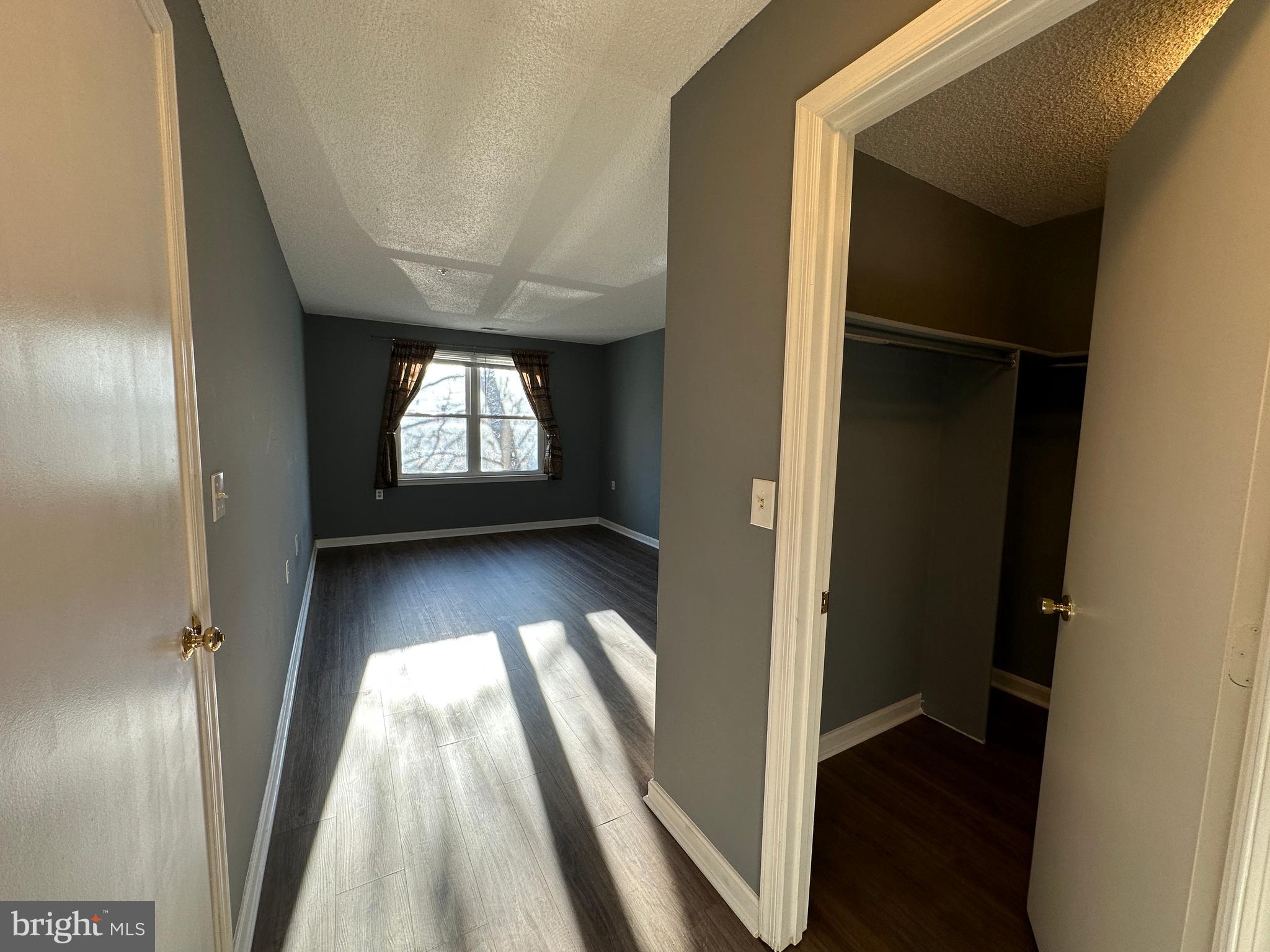 CHURCHILL VIEW - Residential Lease