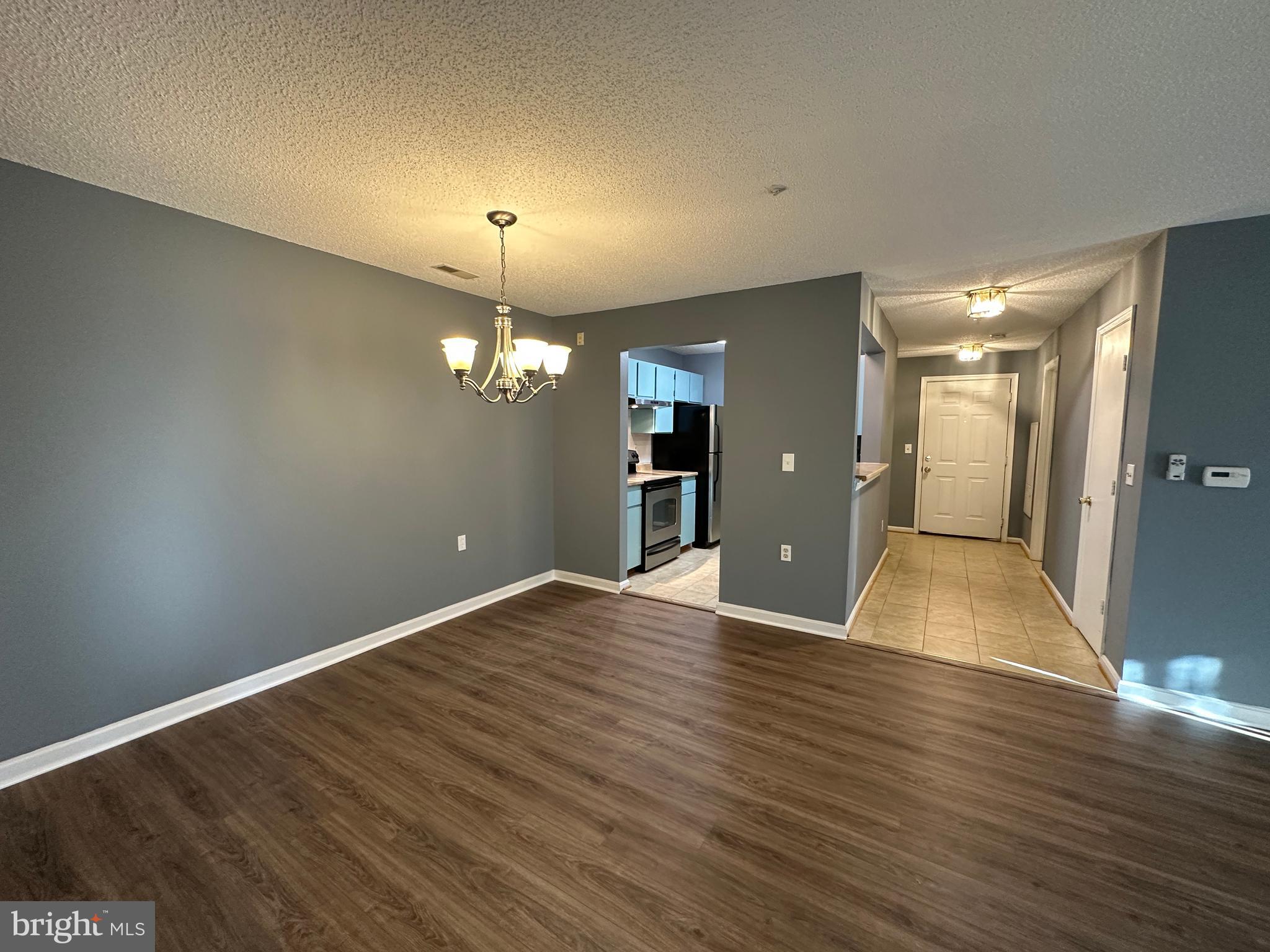 CHURCHILL VIEW - Residential Lease