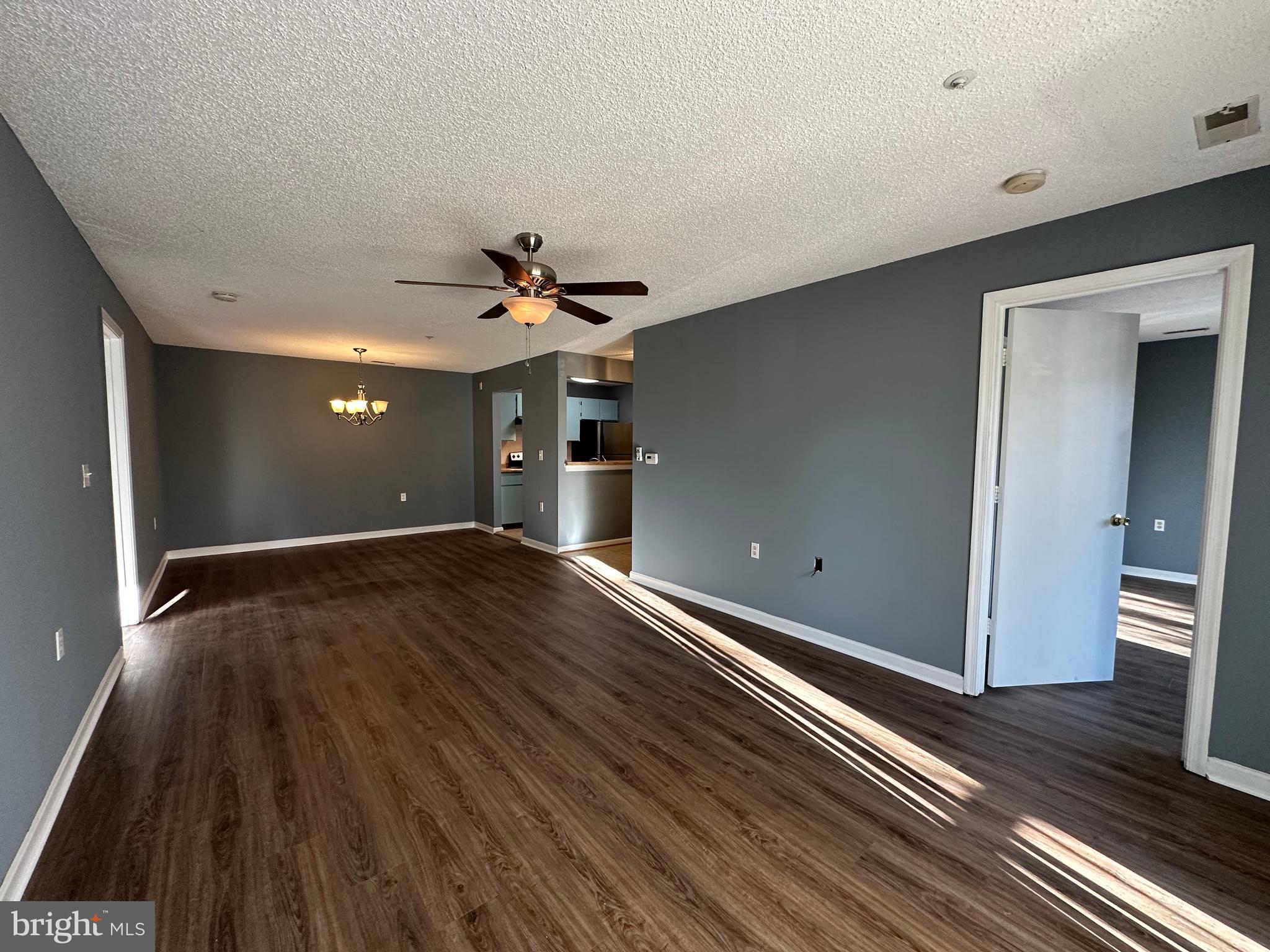 CHURCHILL VIEW - Residential Lease