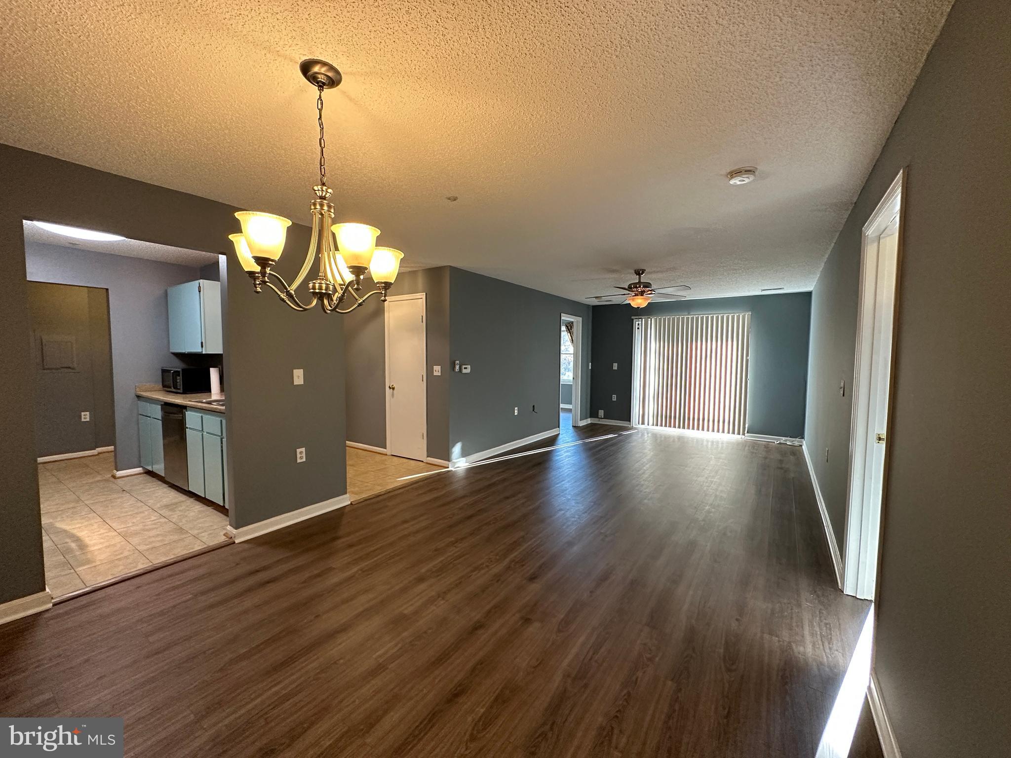 CHURCHILL VIEW - Residential Lease