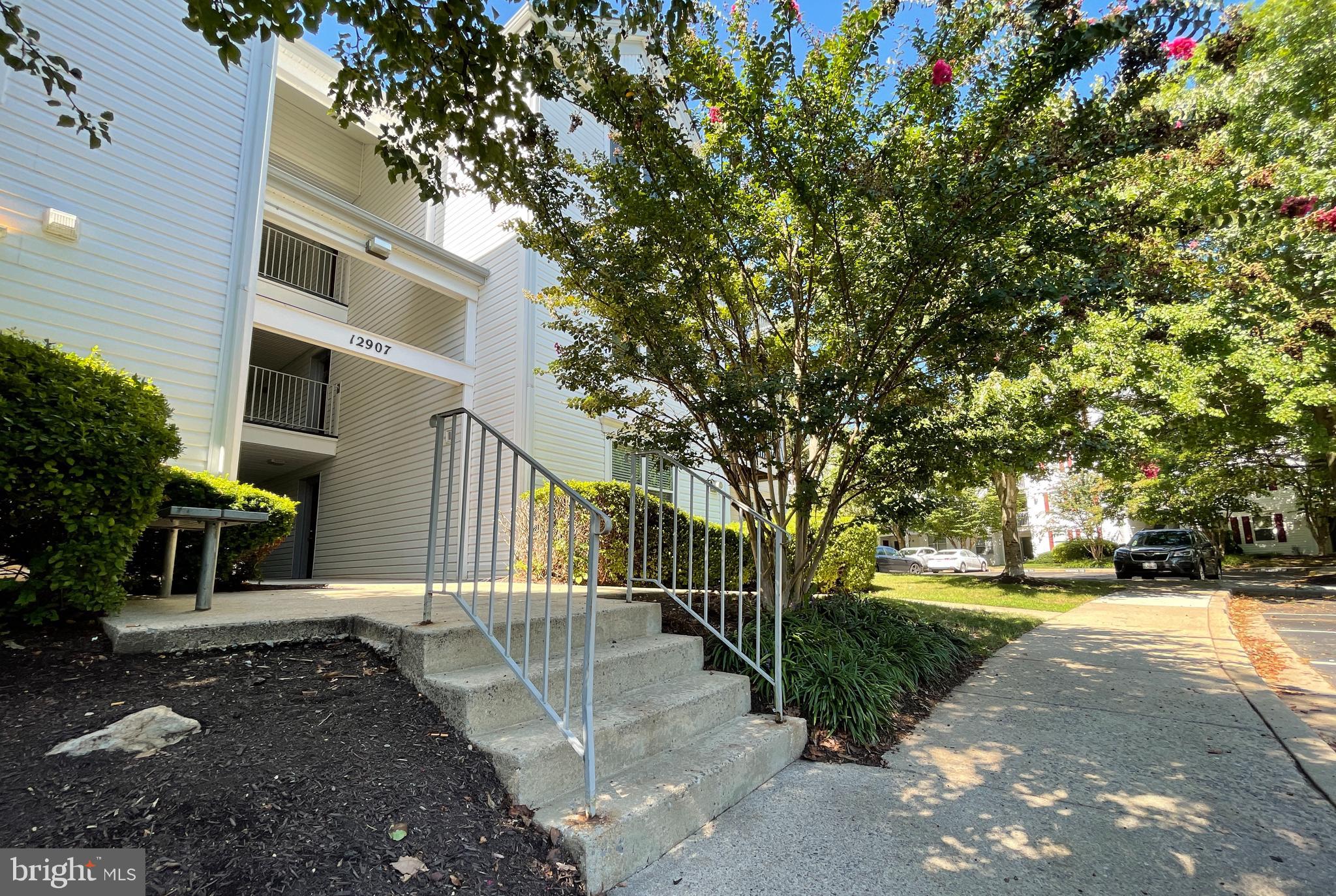 CHURCHILL VIEW - Residential Lease