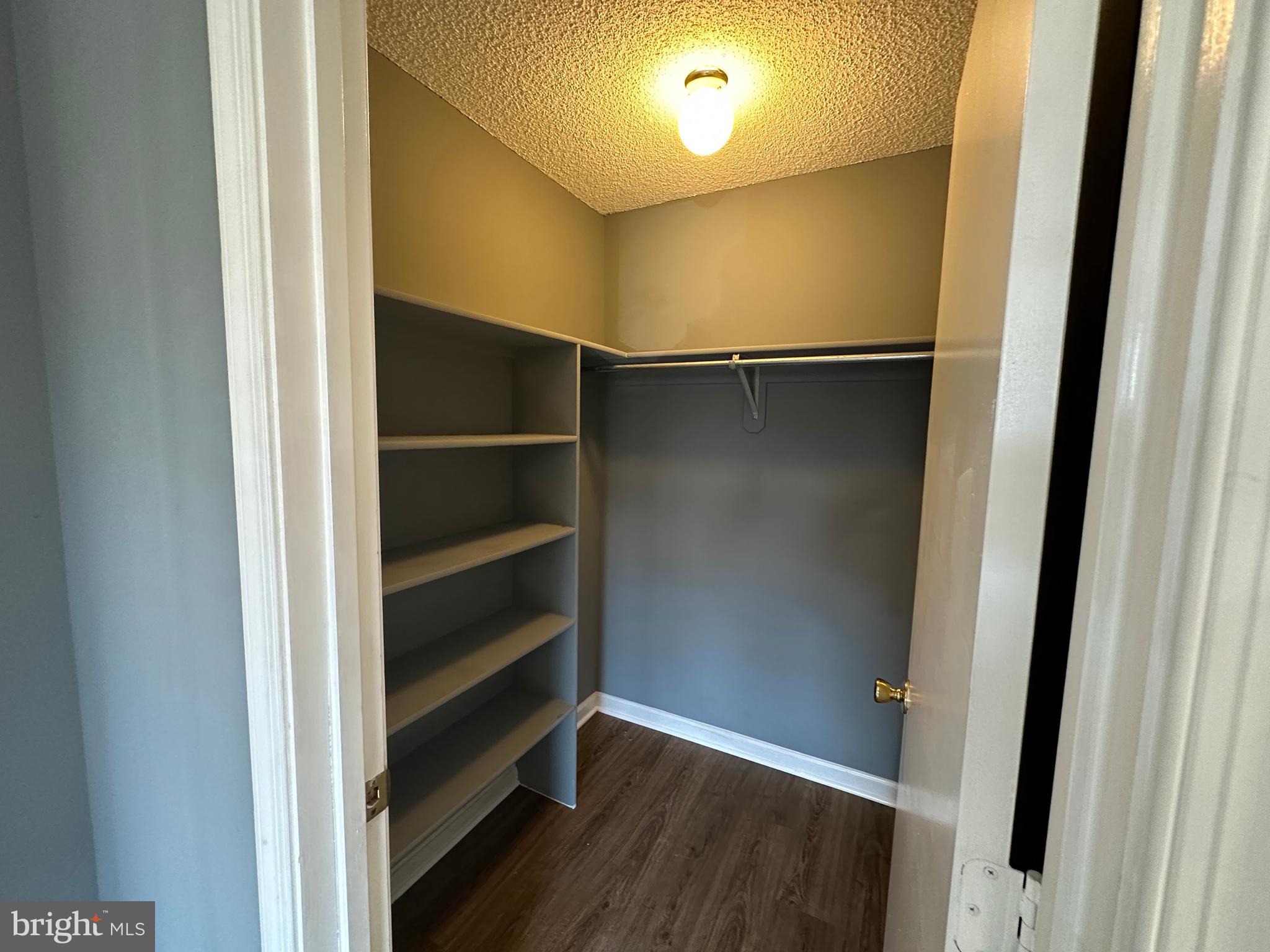 CHURCHILL VIEW - Residential Lease