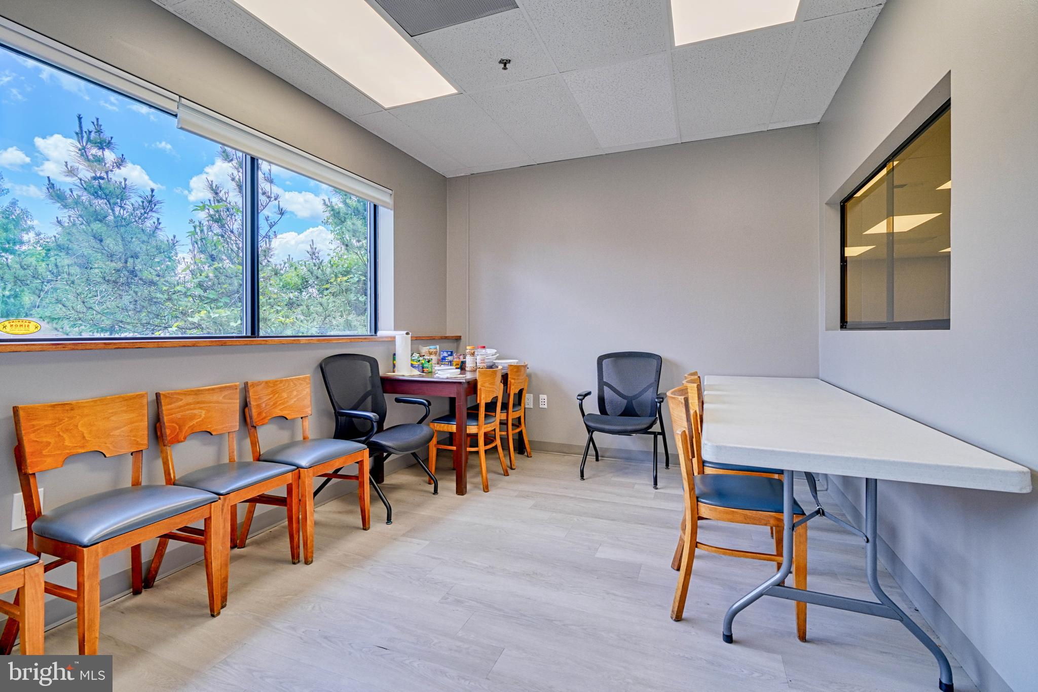 PIKESVILLE - Commercial Sale