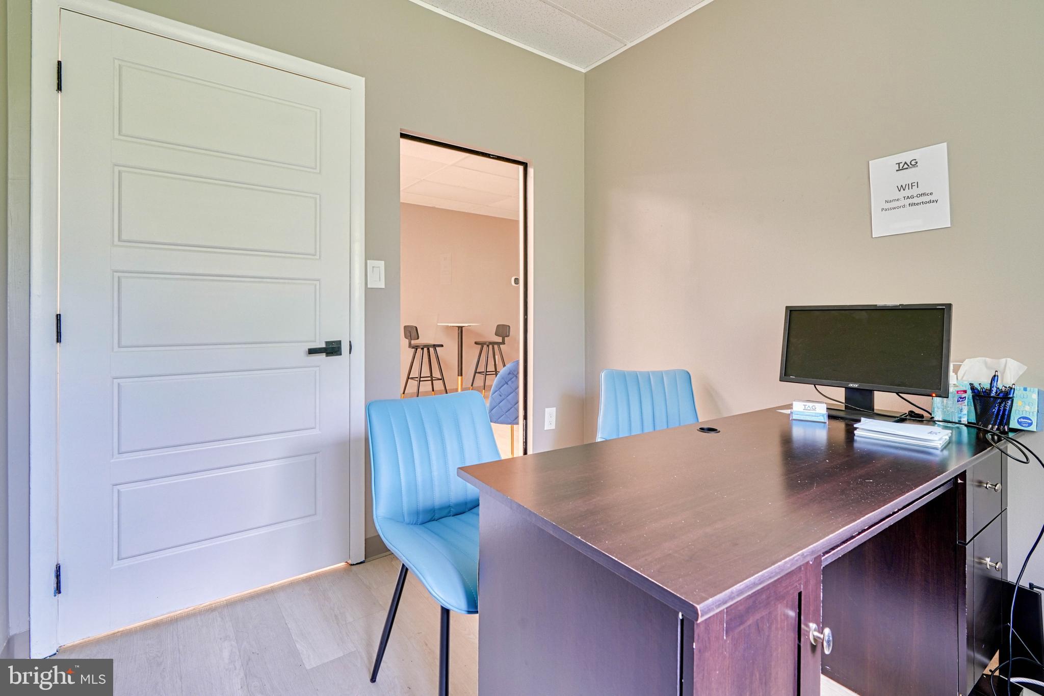 PIKESVILLE - Commercial Sale