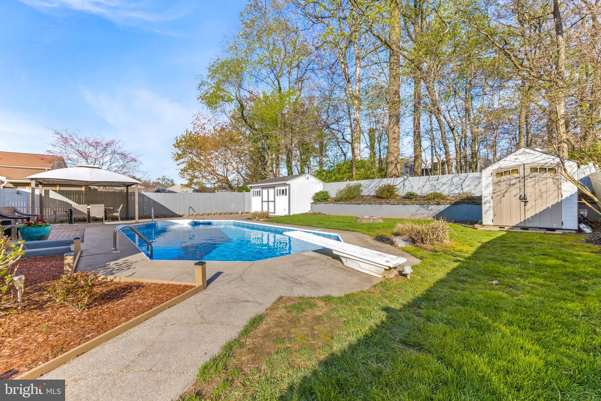 BRIEN RUN VILLAGE - Residential