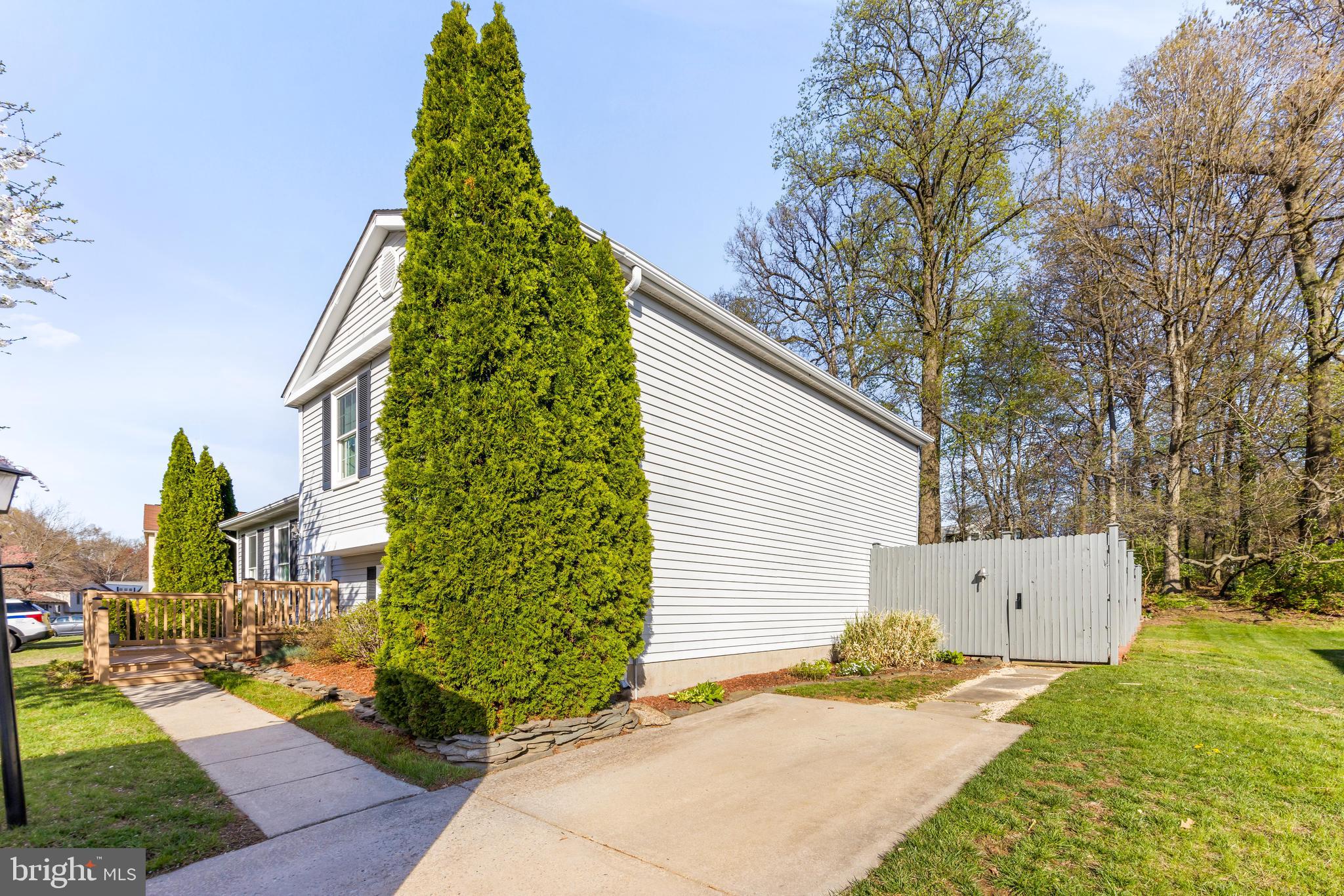 BRIEN RUN VILLAGE - Residential