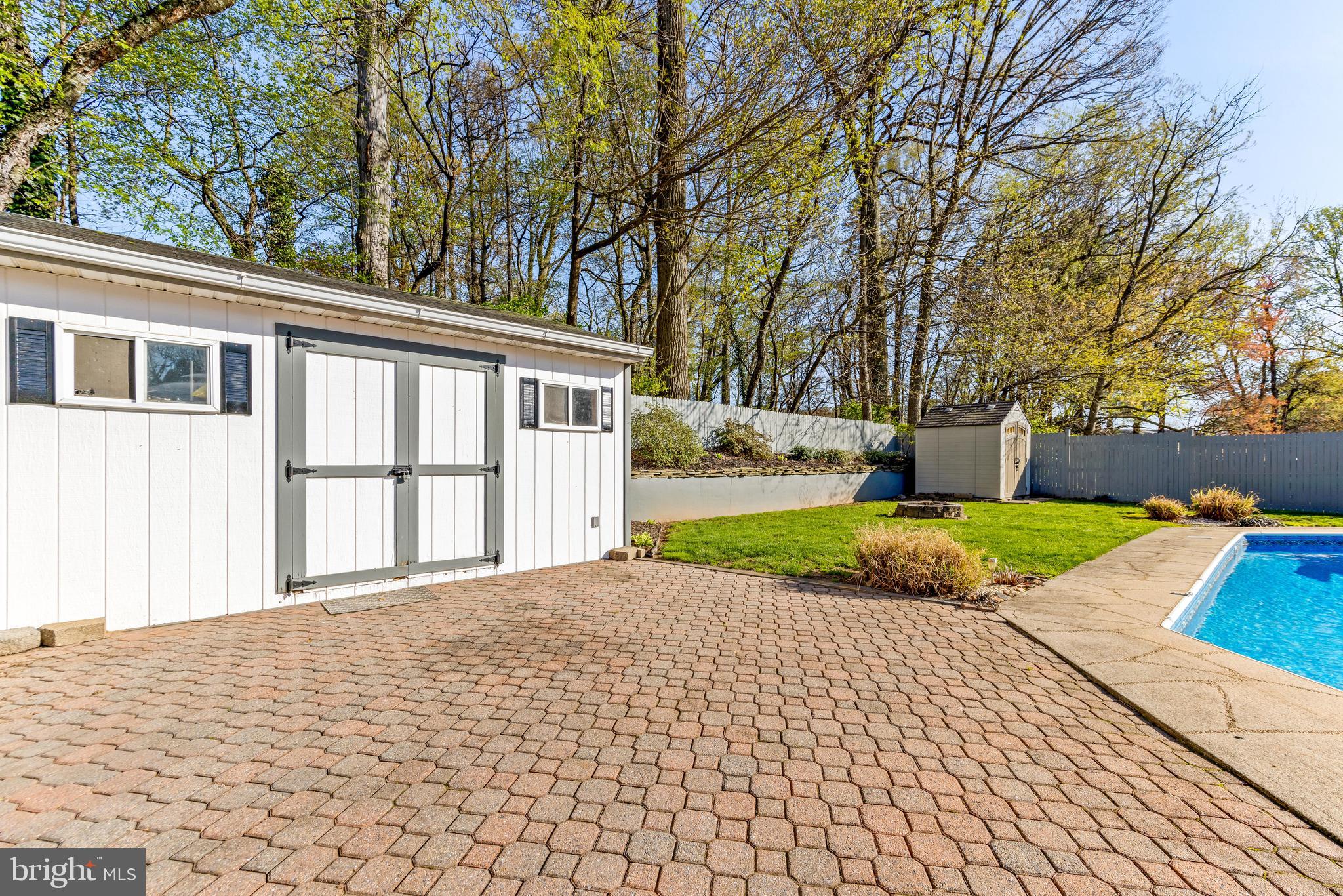 BRIEN RUN VILLAGE - Residential