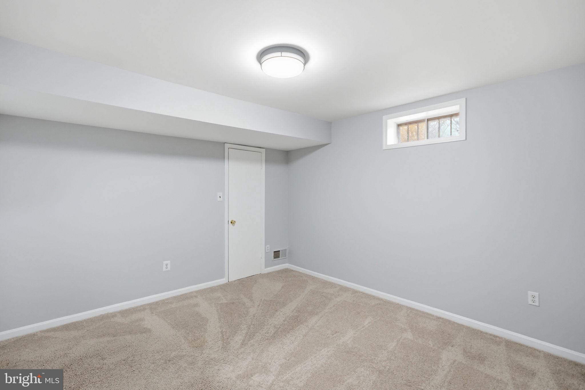 PINECREST HEIGHTS - Residential