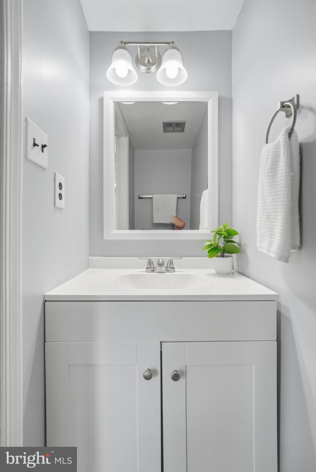 PINECREST HEIGHTS - Residential