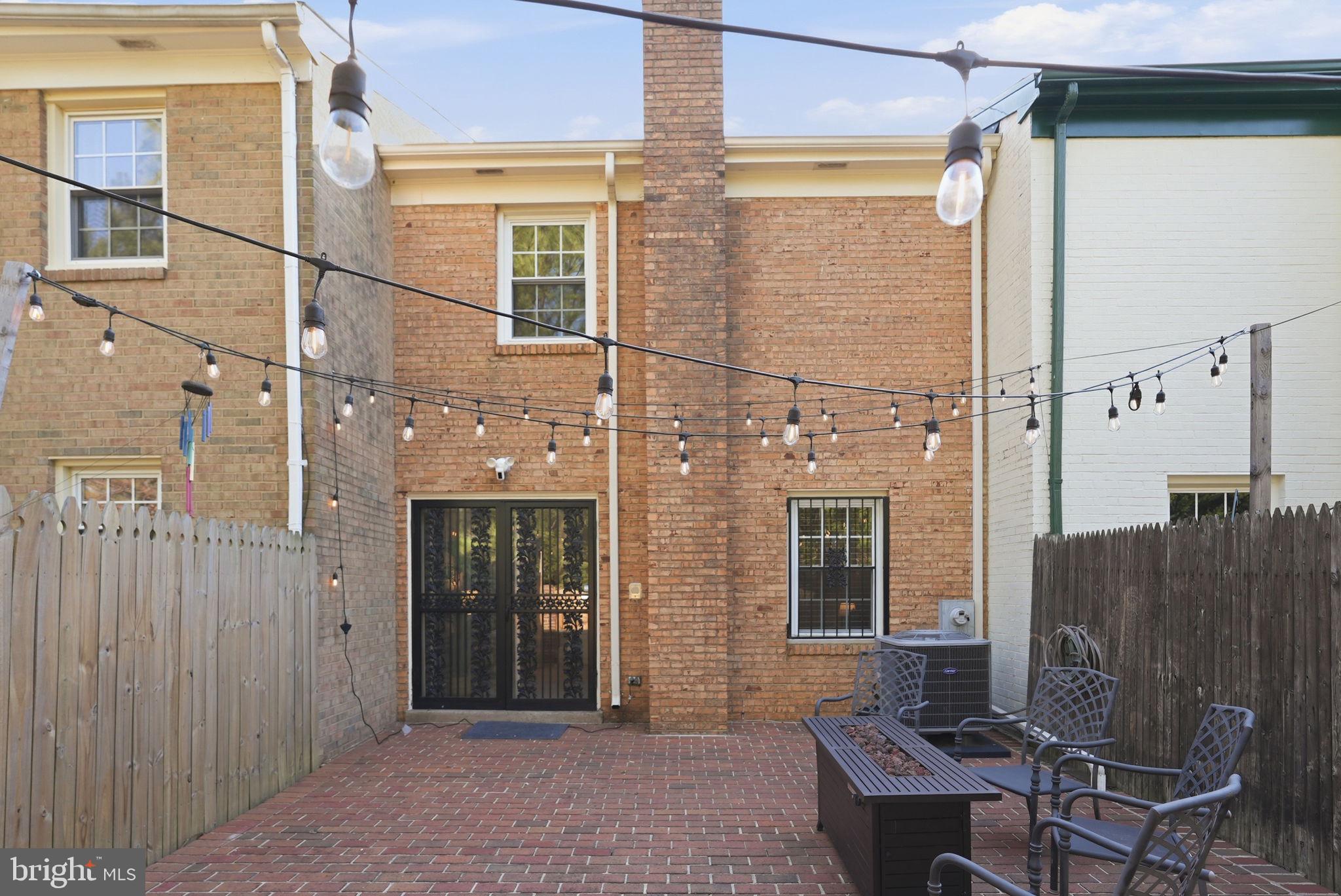 PINECREST HEIGHTS - Residential