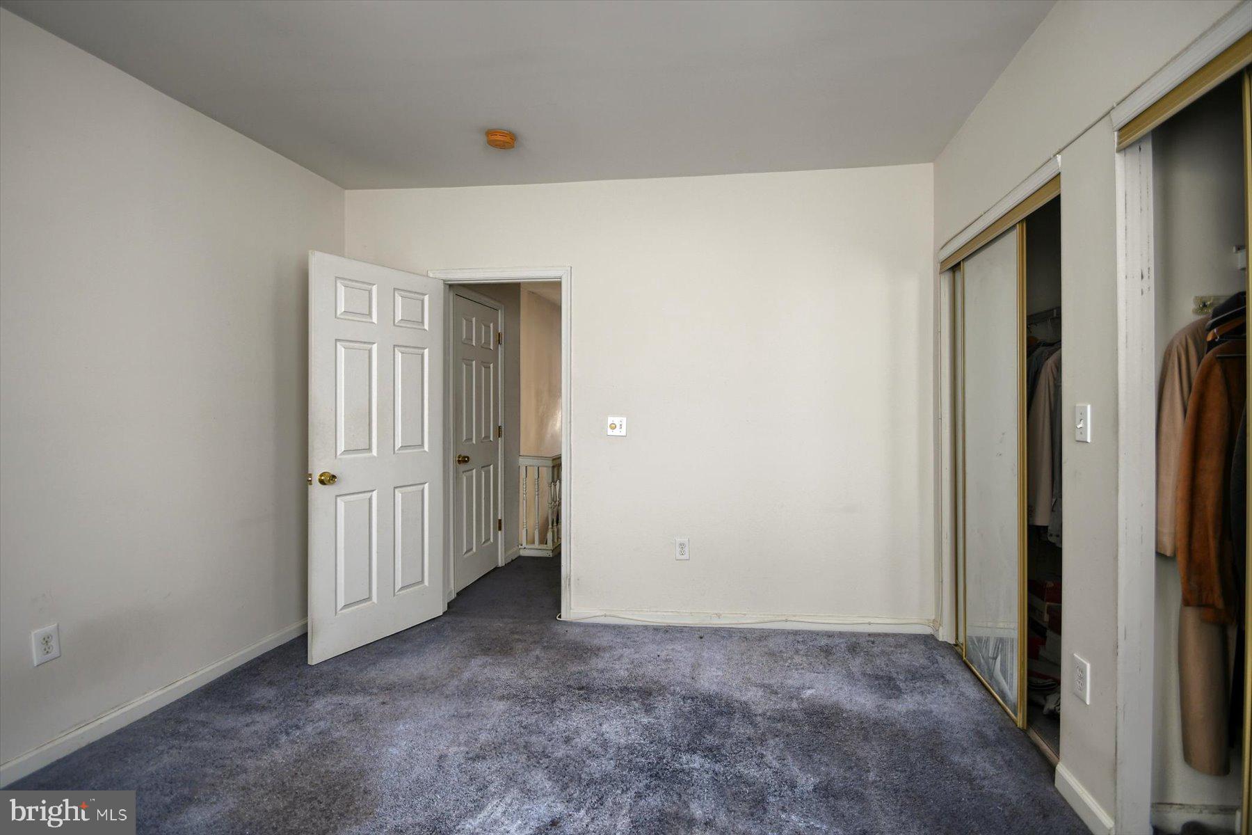 PHILADELPHIA (WEST) - Residential