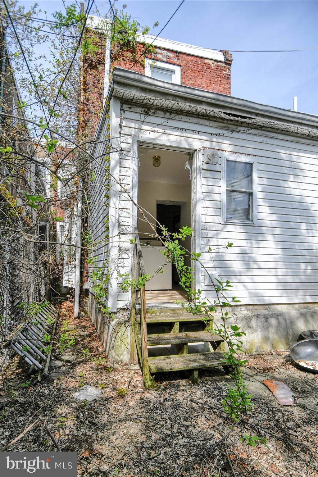 PHILADELPHIA (WEST) - Residential