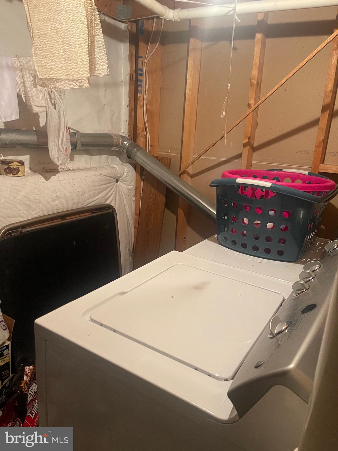 KINGSTOWNE - Residential Lease