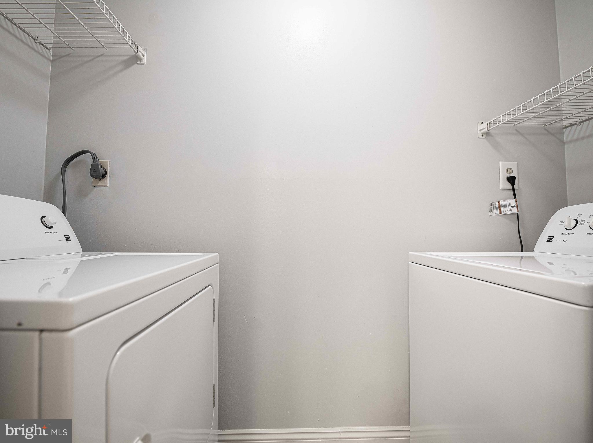 LAUREL VALLEY - Residential