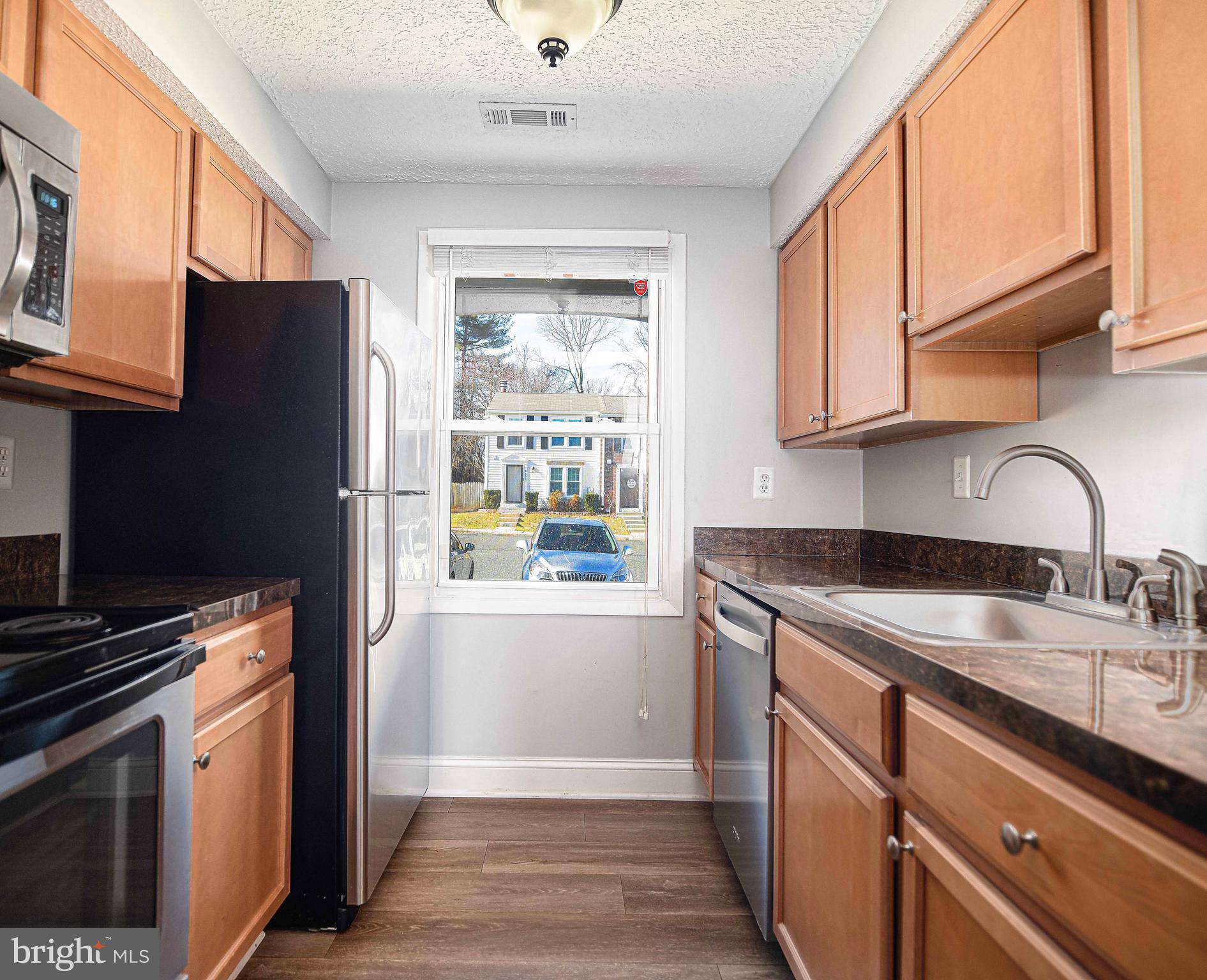 LAUREL VALLEY - Residential