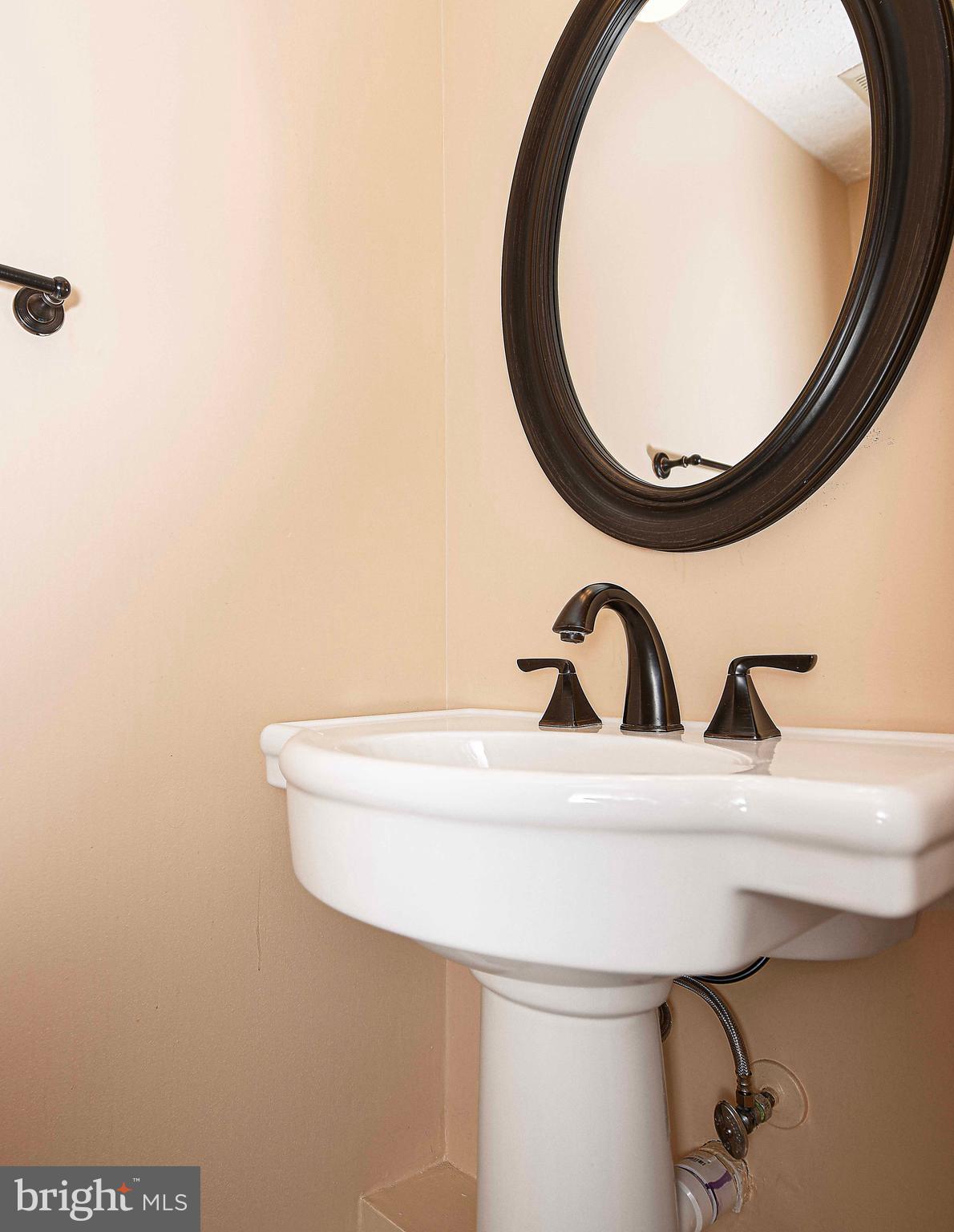 LAUREL VALLEY - Residential